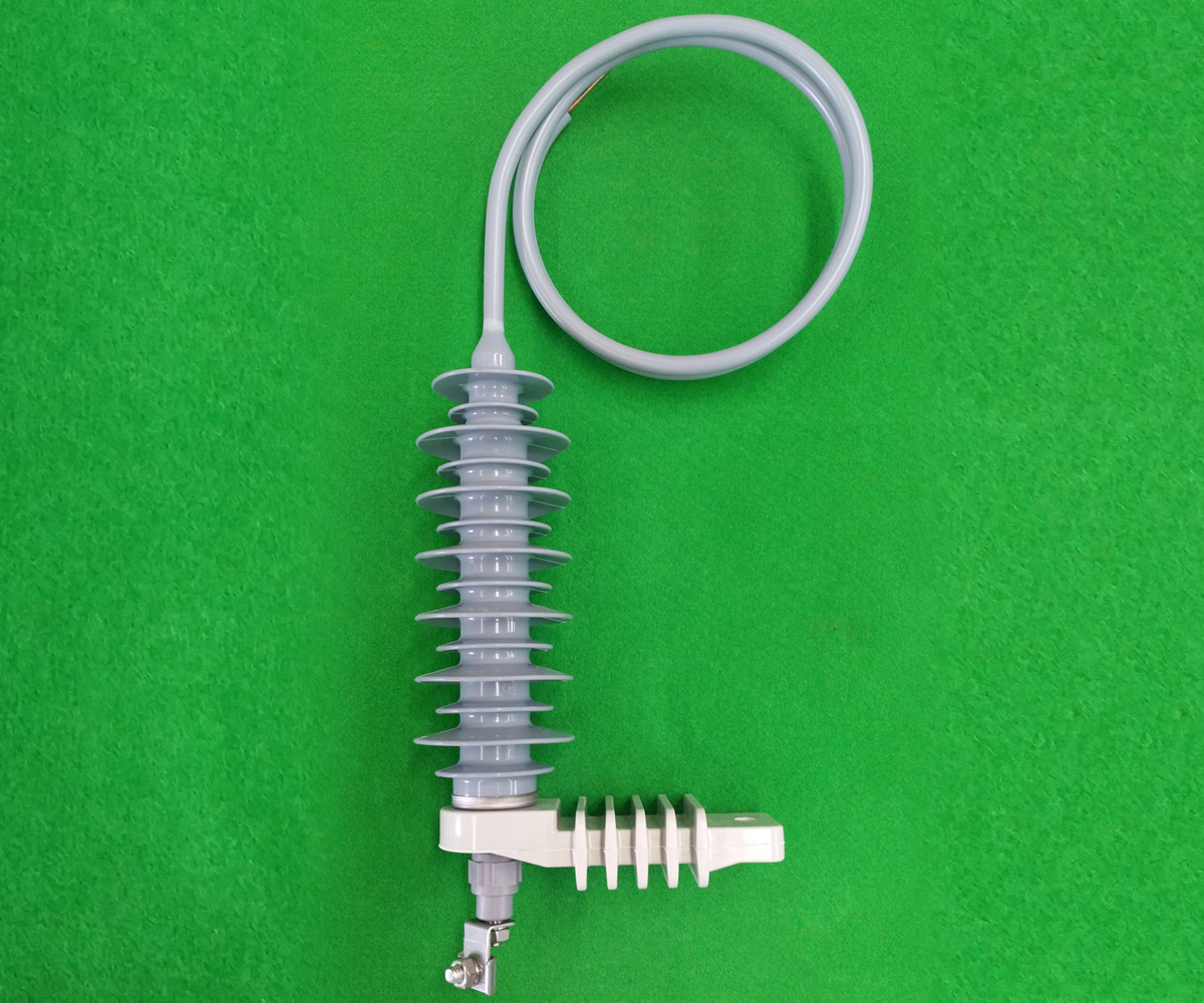 Lead wire-attached lightning arrester (for distribution)